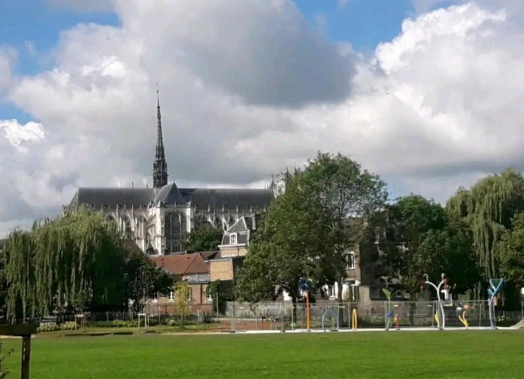 Maison Confortable, Terrasse Et Jardin A Amiens Zewnętrze zdjęcie